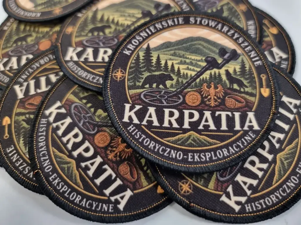 Naszywki drukowane z rzepem dla Karpatia