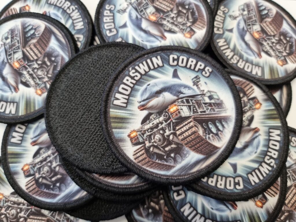 Naszywki sublimowane z motywem Morświn Corps